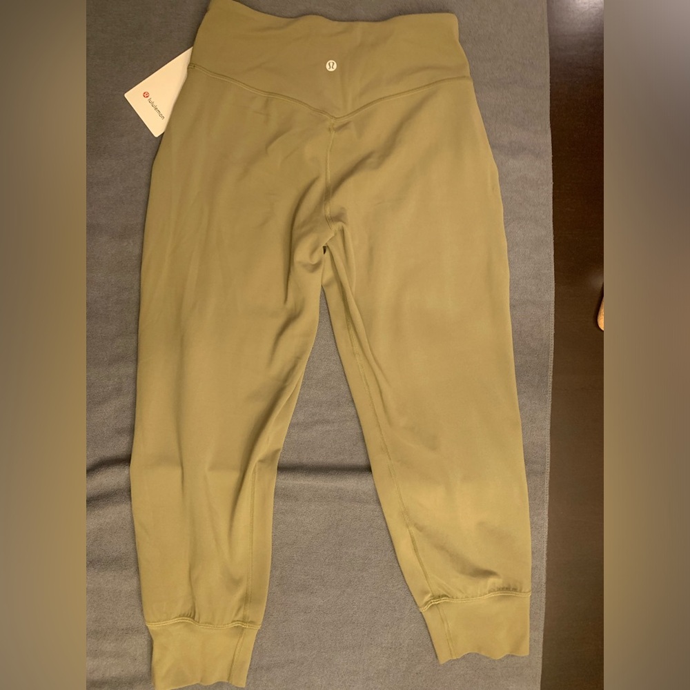 lululemon athletica Olive Ankle Pants - Picture 2 of 3